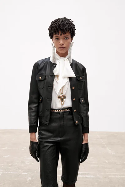 Look 46